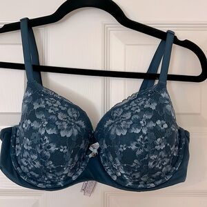 Victoria Secret Lace lined bra